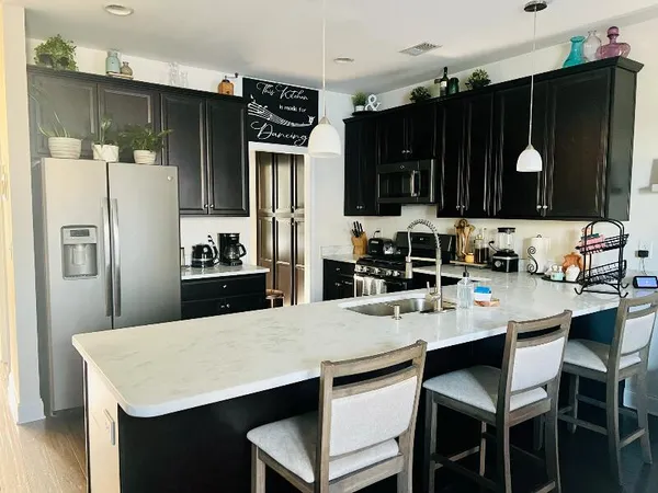 $3,000 | 4988 West Liberty Park Circle, North Charleston, SC 29405