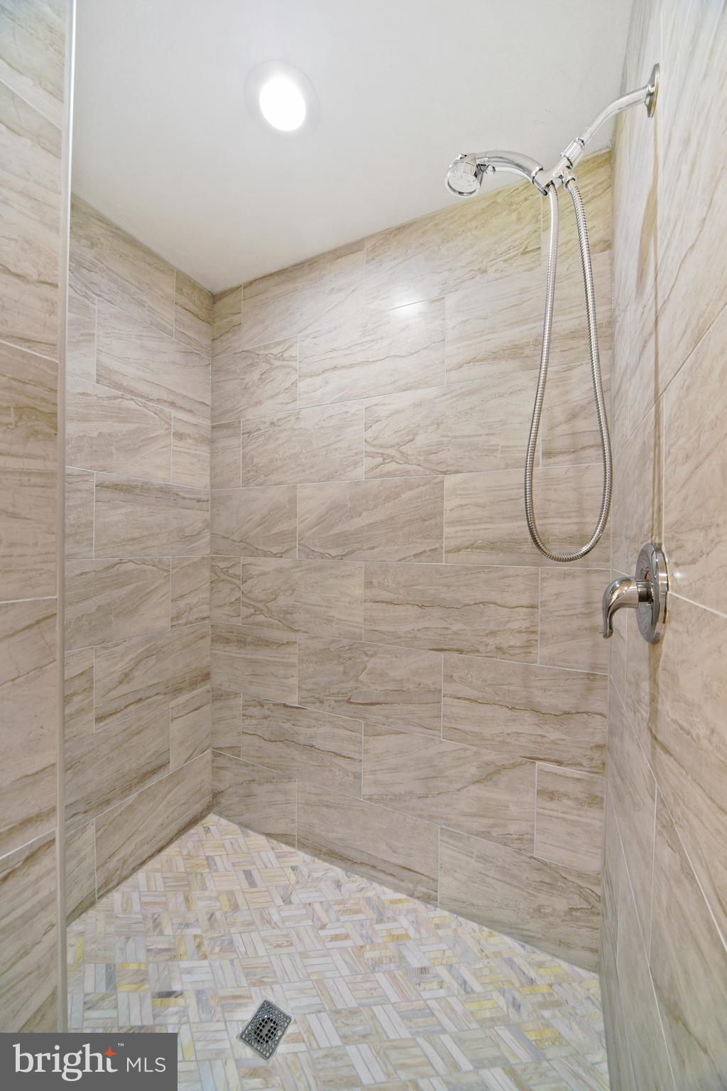 505 Aldino Stepney Road Aberdeen, MD 21001 - Photo 26 of 58 Main Level Bedroom No. 2 Private Bath - shower