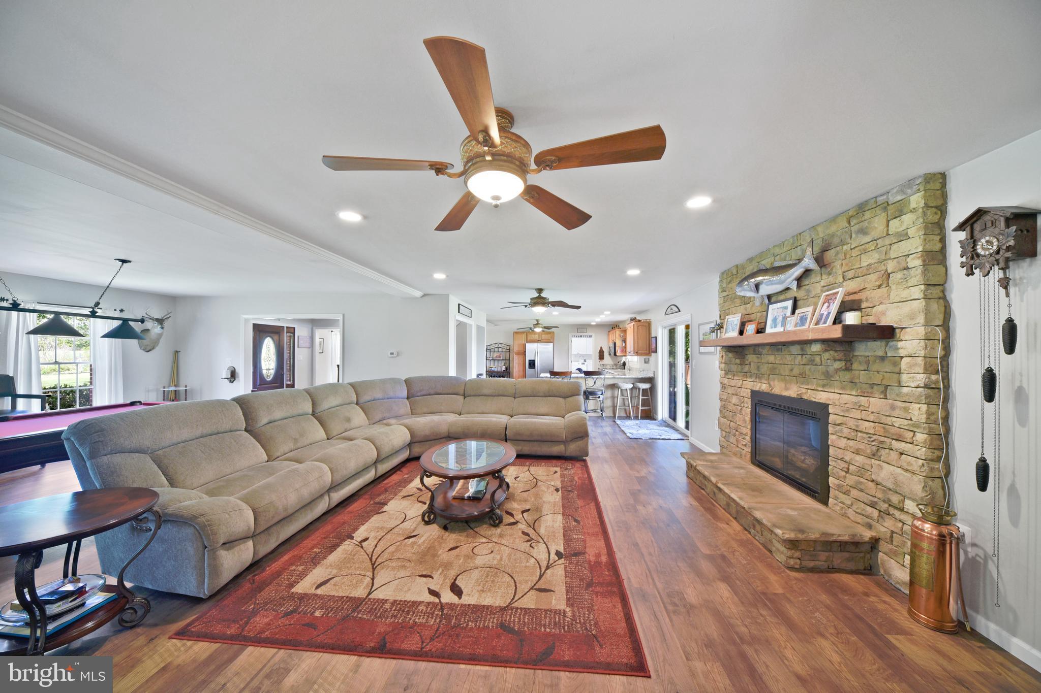 505 Aldino Stepney Road Aberdeen, MD 21001 - Photo 9 of 58 Living Room