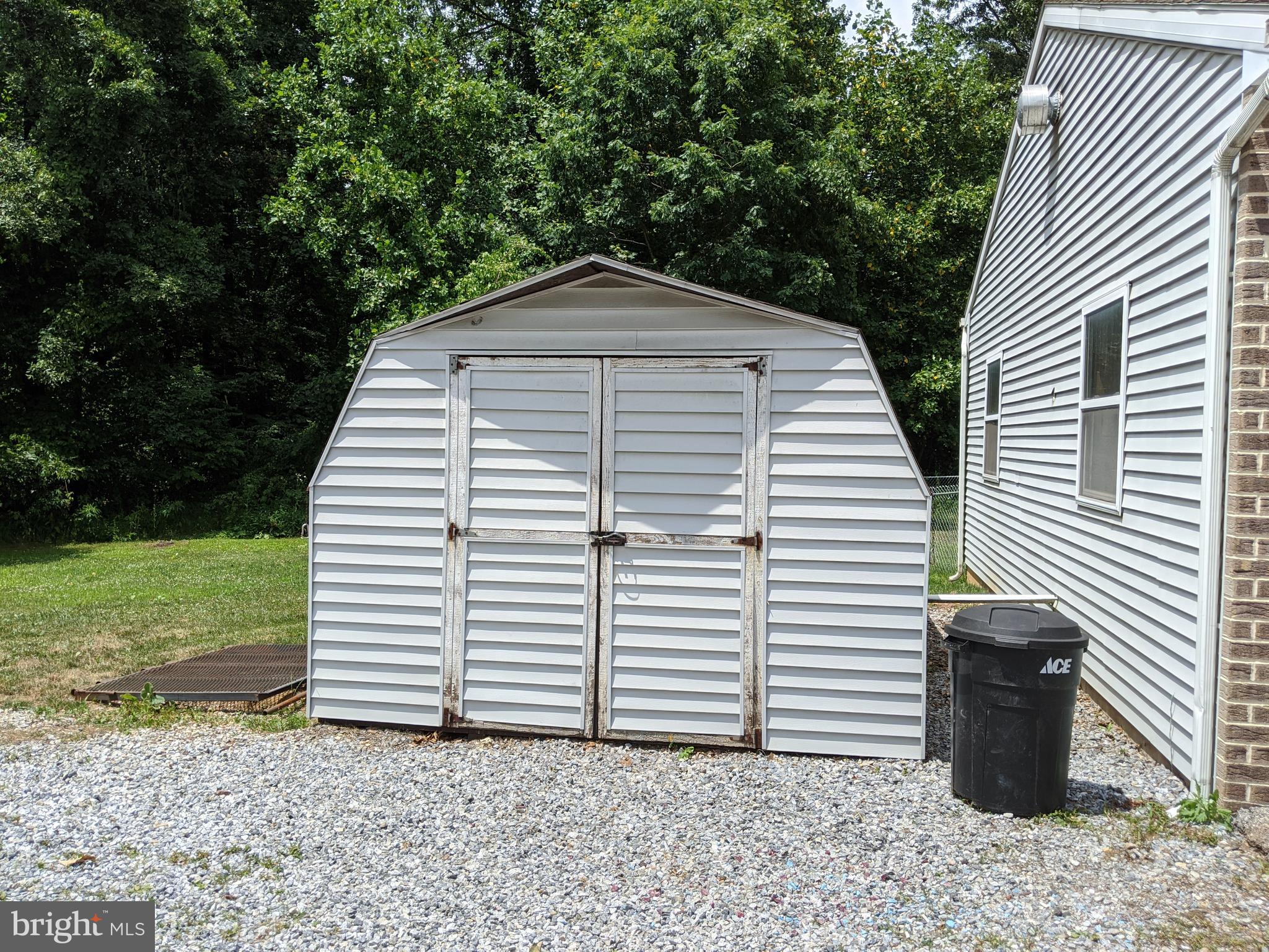 335 Butter Road York, PA 17404 - Photo 4 of 24