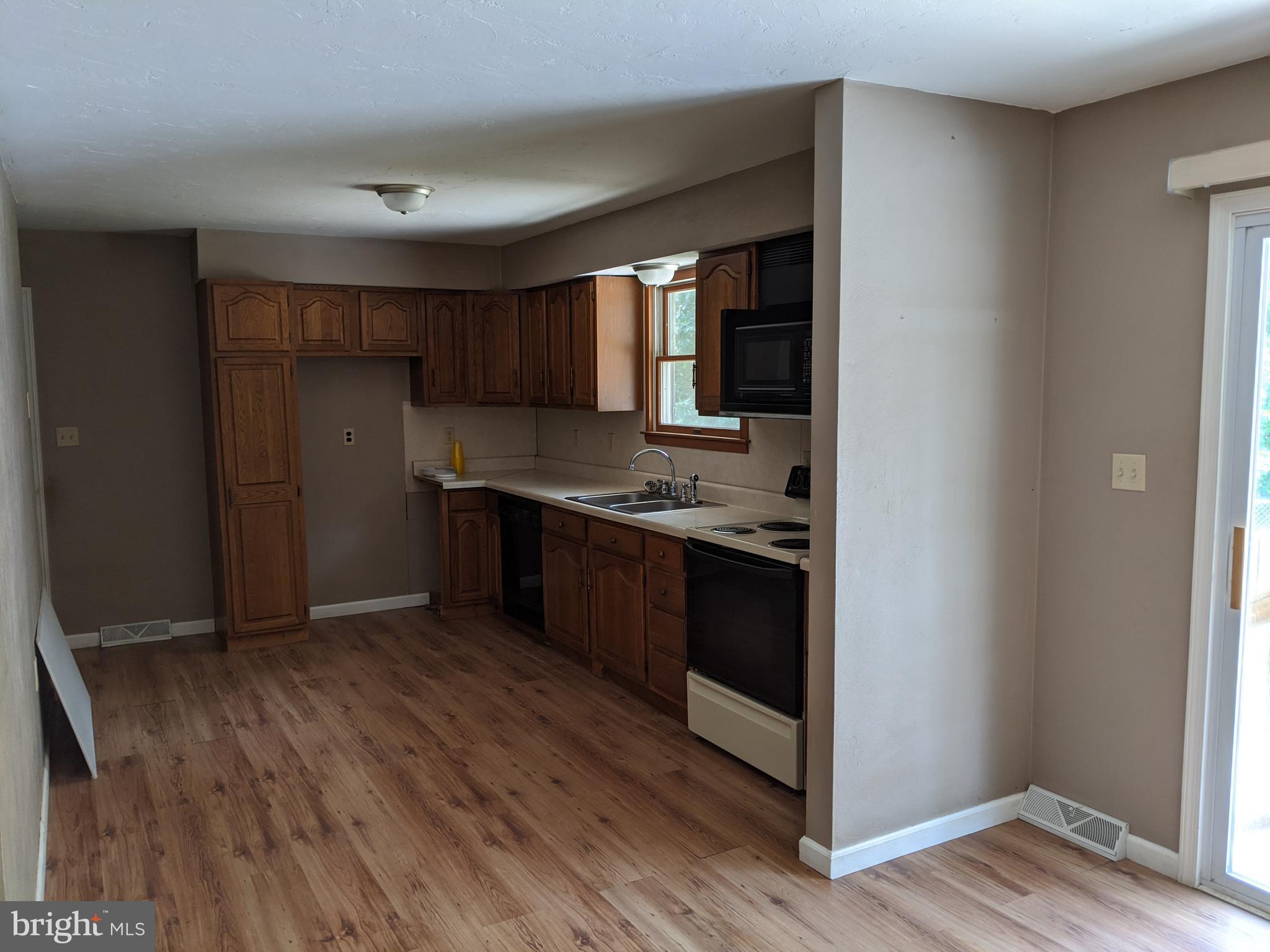 335 Butter Road York, PA 17404 - Photo 10 of 24