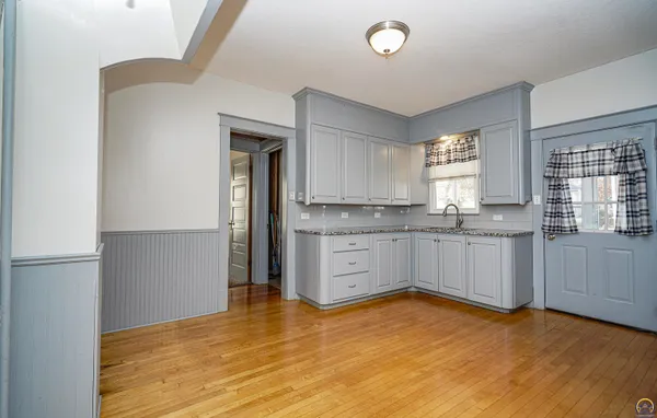 $165,000 | 625 Wisconsin Avenue, Holton, KS 66436