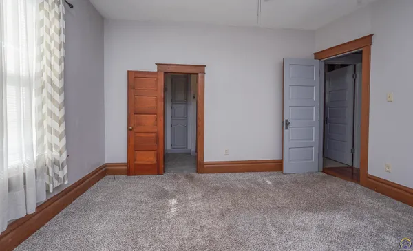 $165,000 | 625 Wisconsin Avenue, Holton, KS 66436