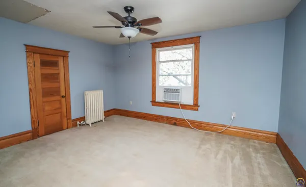 $165,000 | 625 Wisconsin Avenue, Holton, KS 66436