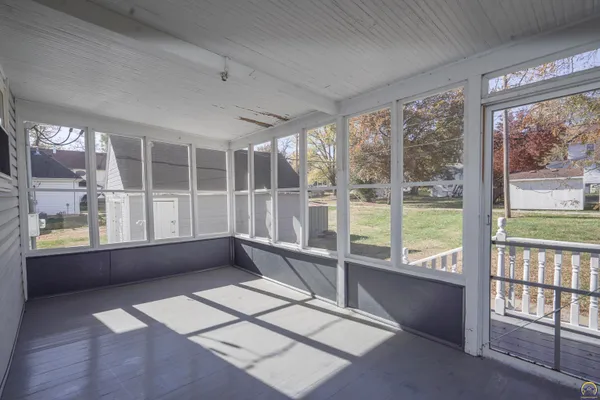 $165,000 | 625 Wisconsin Avenue, Holton, KS 66436