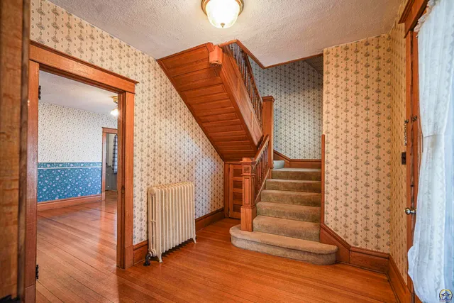 $165,000 | 625 Wisconsin Avenue, Holton, KS 66436