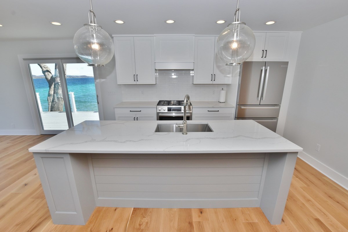280 South Stony Point Road Suttons Bay, MI 49682 - Photo 42 of 63 1871004-41.JPG