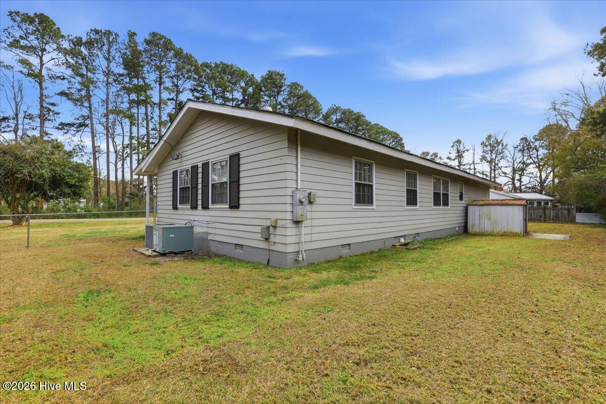 311 Meadow Road Goldsboro, NC 27534 - Photo 6 of 23 06-311 Meadow Rd-6