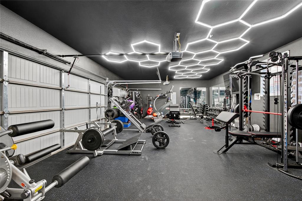 608 Finlee Way Tioga, TX 76271 - Photo 22 of 35 a view of a room with gym equipment