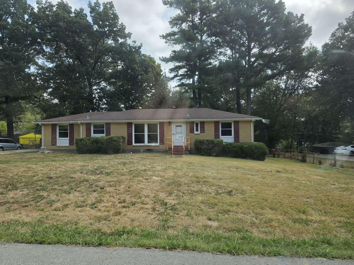 7 Hillsboro Road Clarksville, TN 37042 - Photo 2 of 12 Gallery Image 2