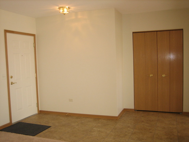 881 Swift Road, Unit 206 Addison, IL 60101 - Photo 11 of 13 a view of an empty room