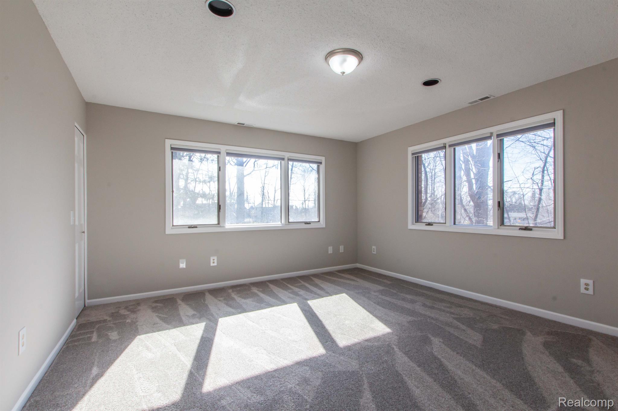 876 Taj Drive Rochester, MI 48307 - Photo 47 of 81 Gallery Image 47