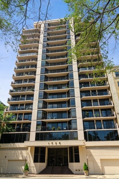 1920 North Clark Street, Unit 12B Chicago, IL 60614 - Photo 1 of 15
