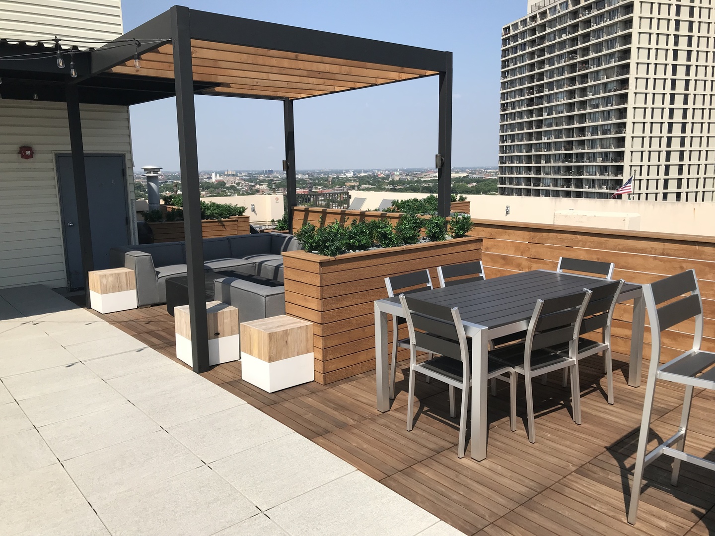 1920 North Clark Street, Unit 12B Chicago, IL 60614 - Photo 14 of 15