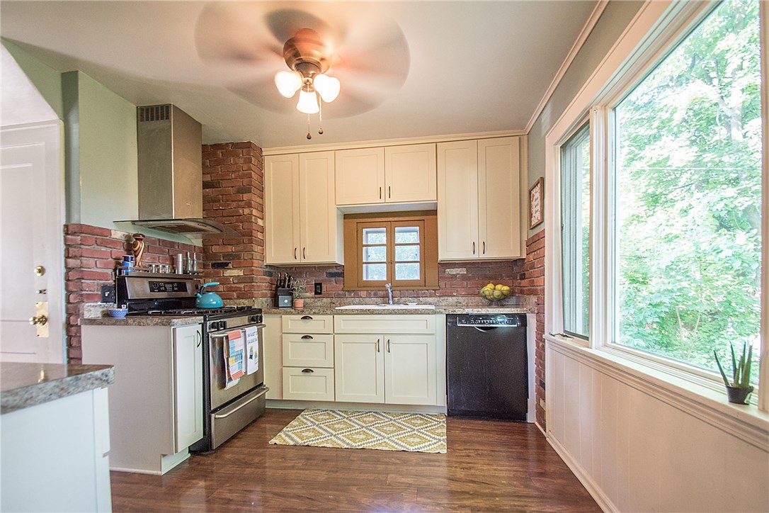 26 Vayo Street Irondequoit, NY 14609 - Photo 13 of 27