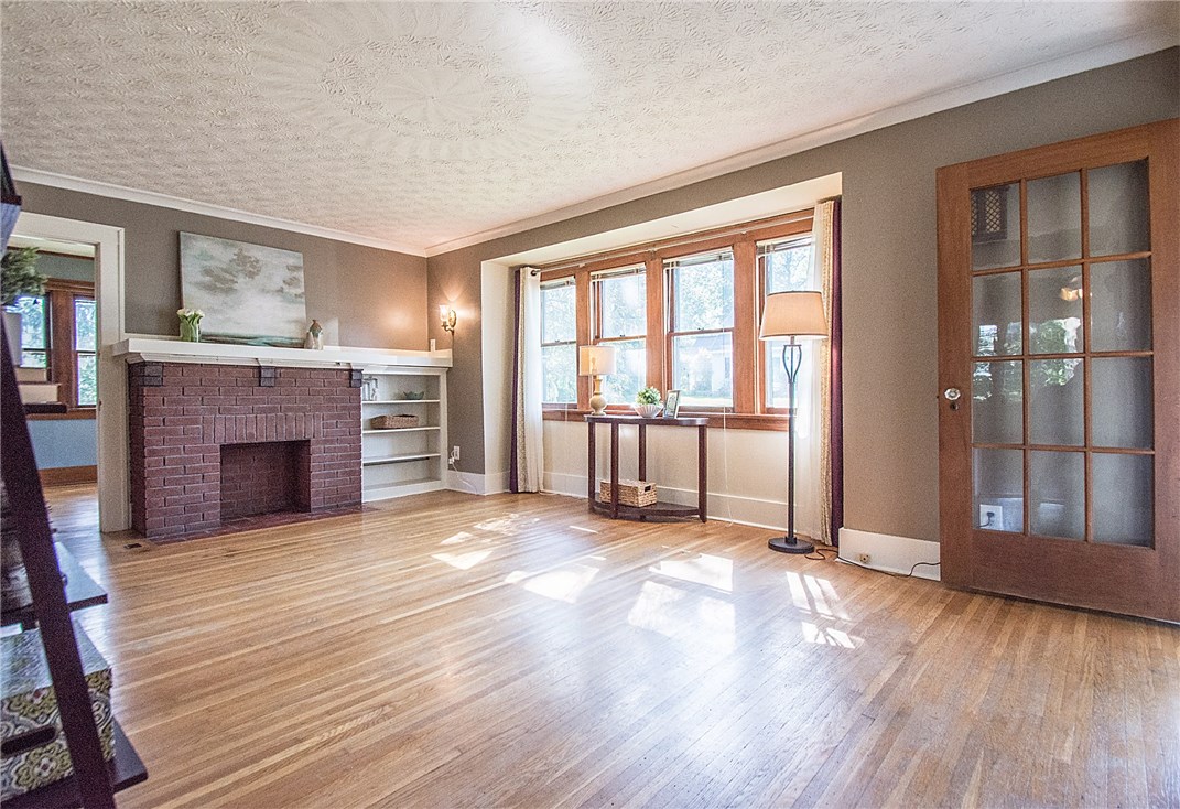 26 Vayo Street Irondequoit, NY 14609 - Photo 3 of 27