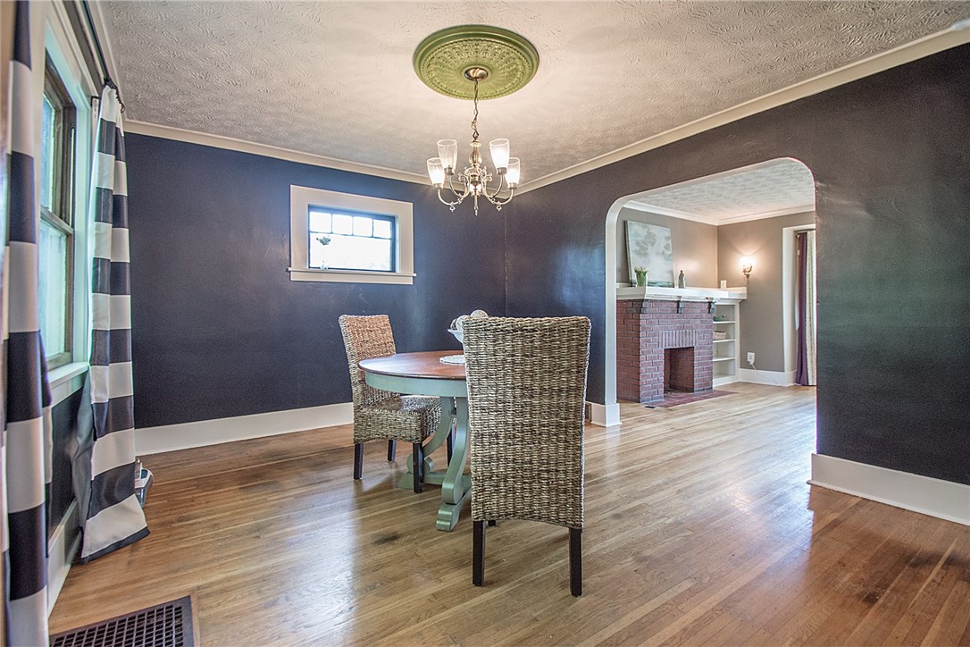 26 Vayo Street Irondequoit, NY 14609 - Photo 8 of 27