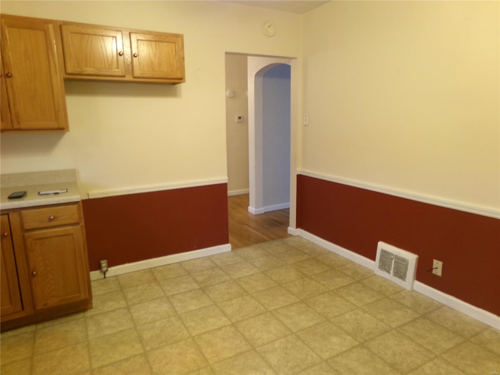 4025 Maryville Road Granite City, IL 62040 - Photo 7 of 26 Gallery Image 7