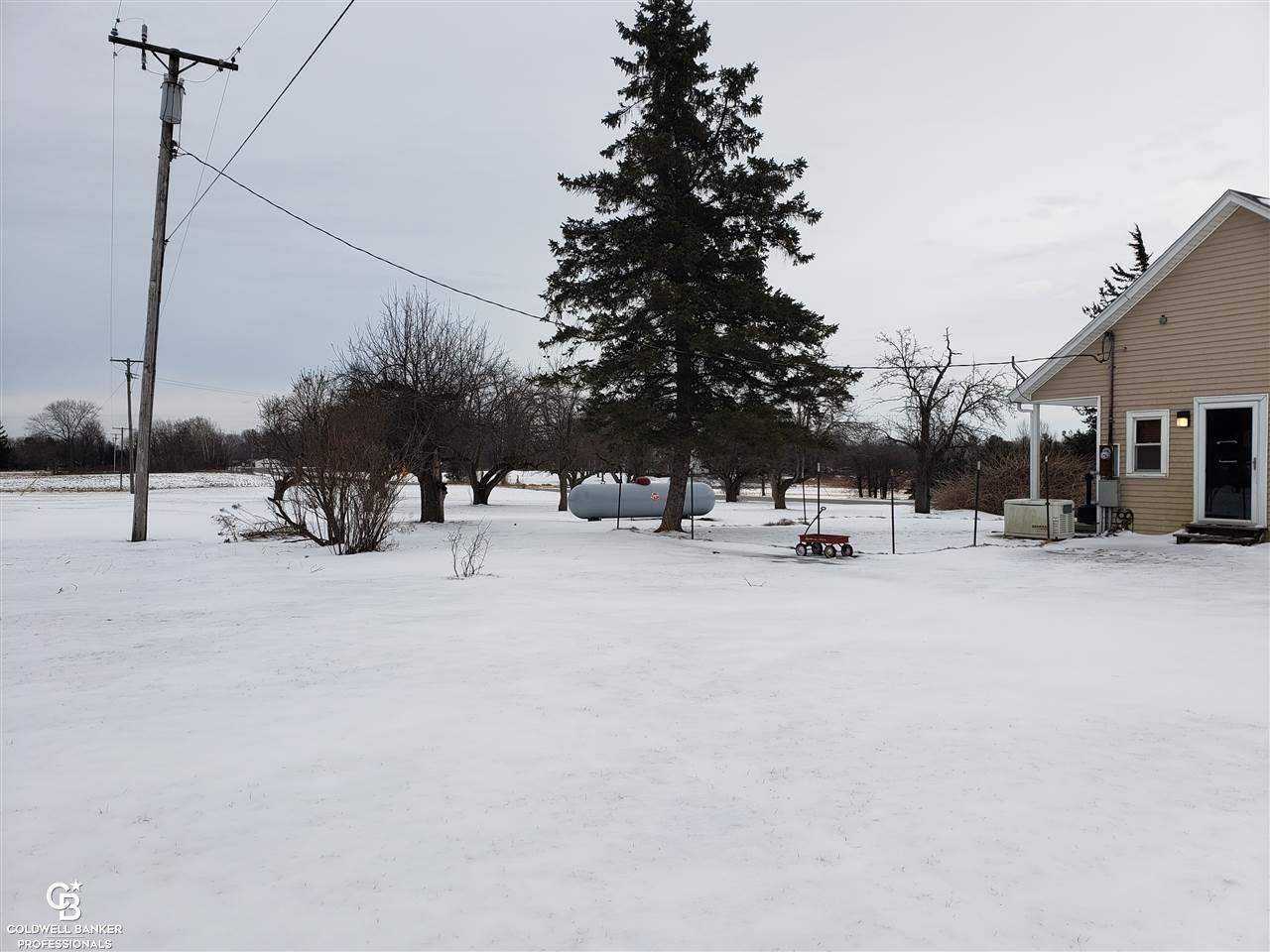 10580 Metcalf Road Yale, MI 48097 - Photo 31 of 35