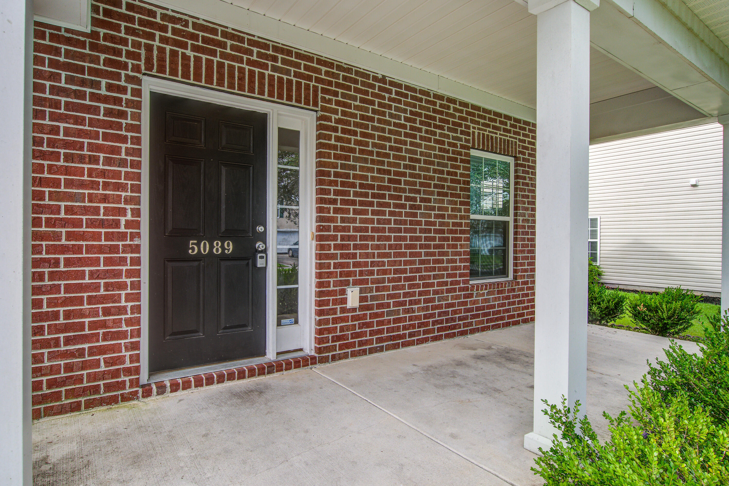 5089 Timicuan Way Summerville, SC 29485 - Photo 4 of 65 5089 (4)