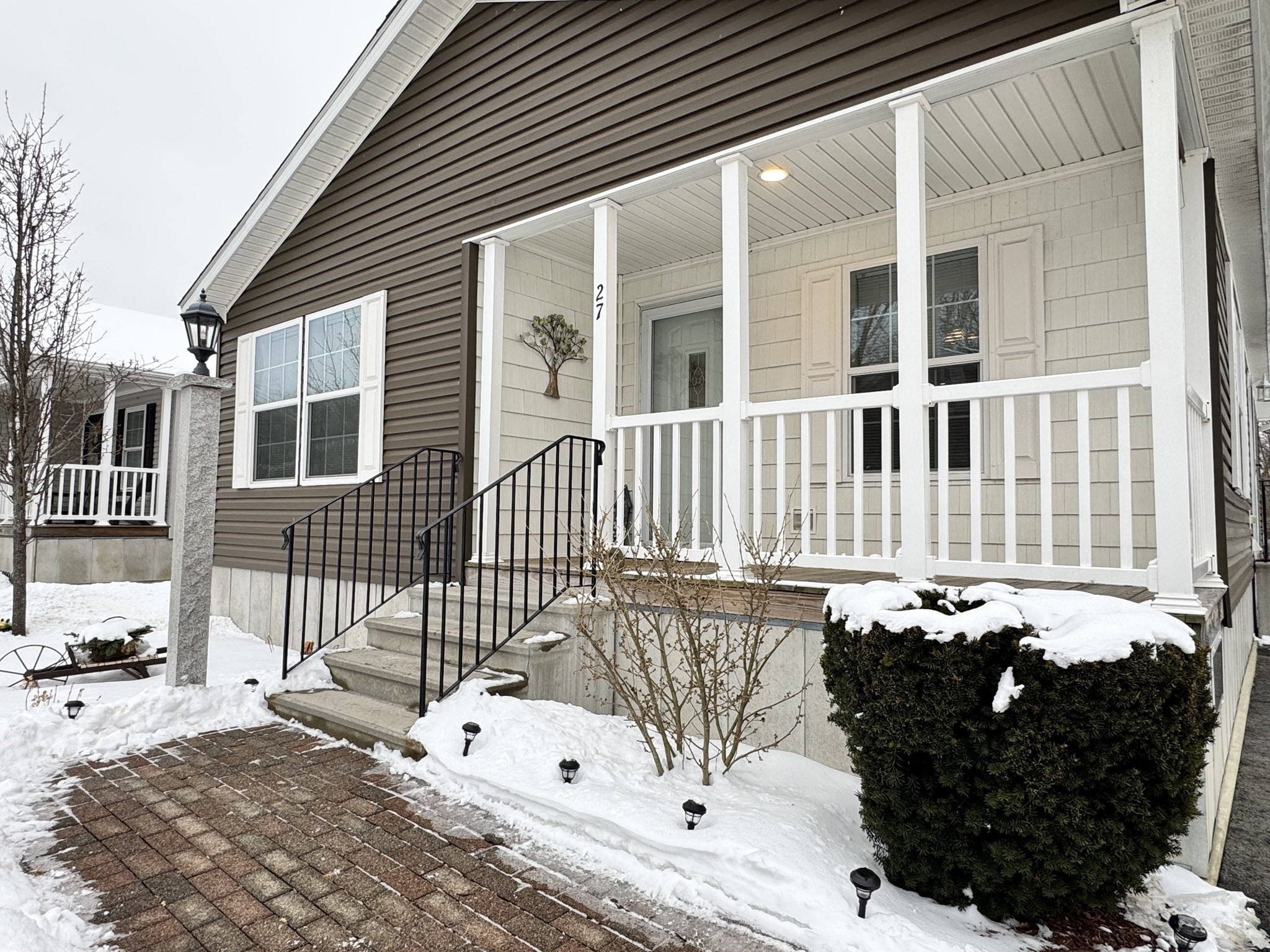 27 Lantern Lane Rutland, MA 01543 - Photo 1 of 31 Gallery Image 1