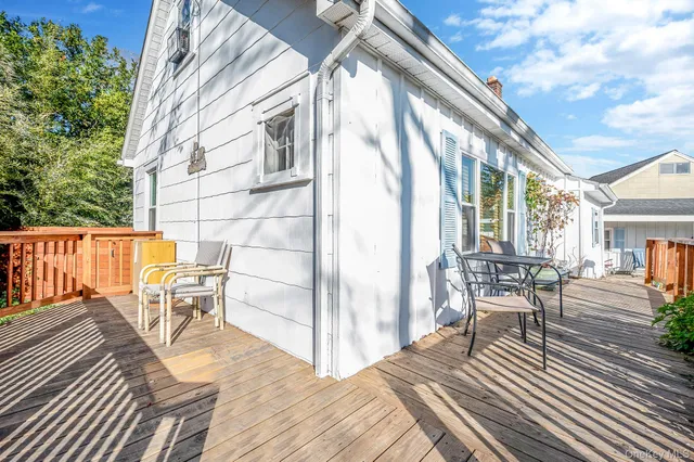 a view of a house with sitting area