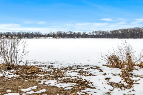 $980,000 | 1309 Keller Lake Road, Burnsville, MN 55306