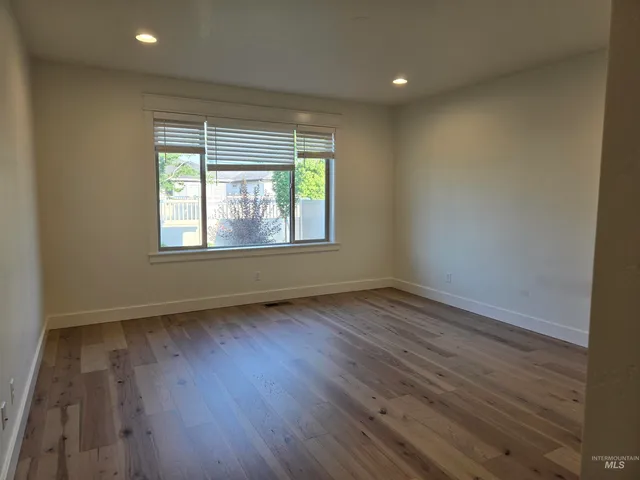 $3,995 | 5079 North Brody Avenue, Meridian, ID 83646