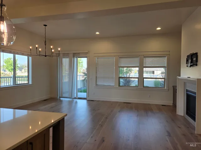 $3,995 | 5079 North Brody Avenue, Meridian, ID 83646