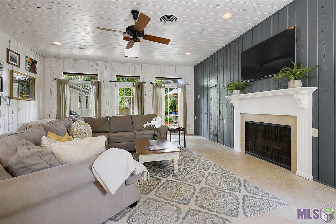1705 March Street Baton Rouge, LA 70808 - Photo 17 of 22 Family Room