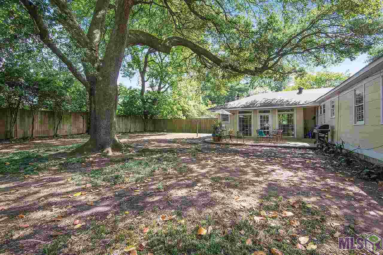 1705 March Street Baton Rouge, LA 70808 - Photo 20 of 22 Fully fenced with patio