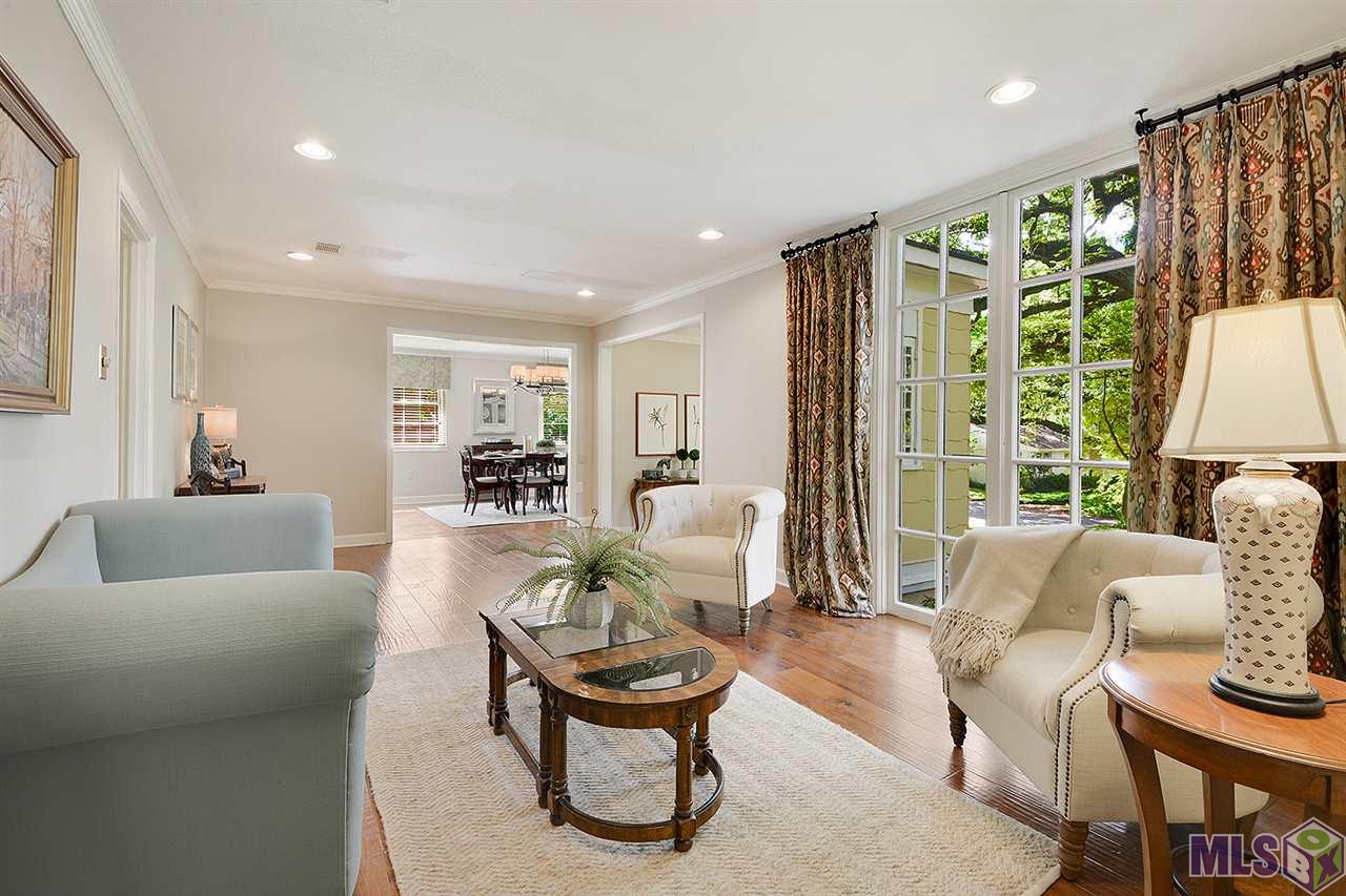 1705 March Street Baton Rouge, LA 70808 - Photo 3 of 22 Tons of natural light