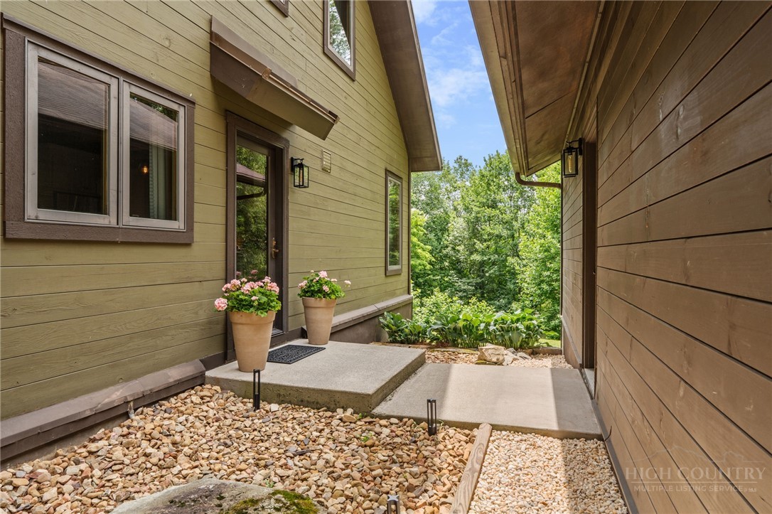 316 Sally Street Boone, NC 28607 - Photo 10 of 50