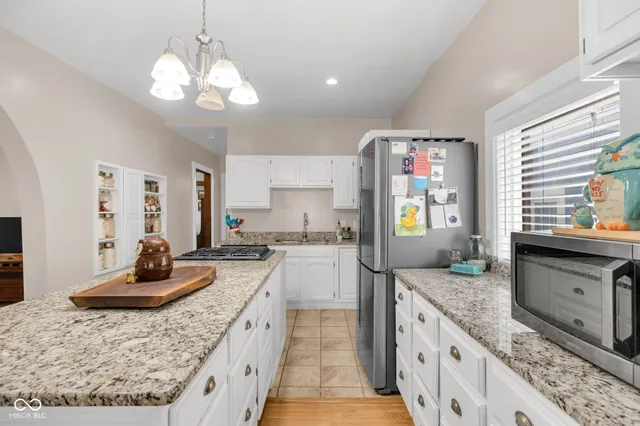 $525,000 | 406 East 51st Street, Indianapolis, IN 46205