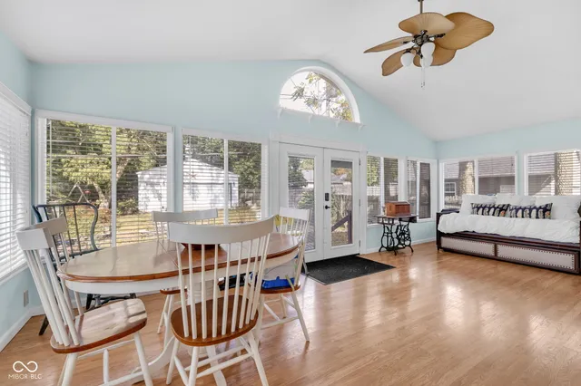 $525,000 | 406 East 51st Street, Indianapolis, IN 46205