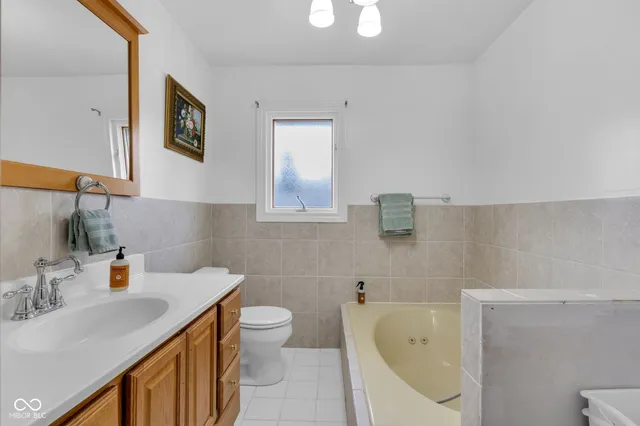 $525,000 | 406 East 51st Street, Indianapolis, IN 46205