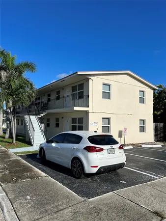 $1,500 | 1201 North E Street, Unit 2, Lake Worth Beach, FL 33460