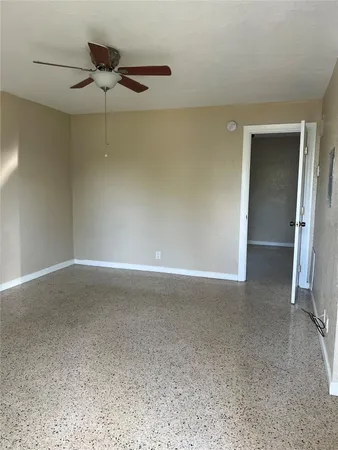 $1,500 | 1201 North E Street, Unit 2, Lake Worth Beach, FL 33460