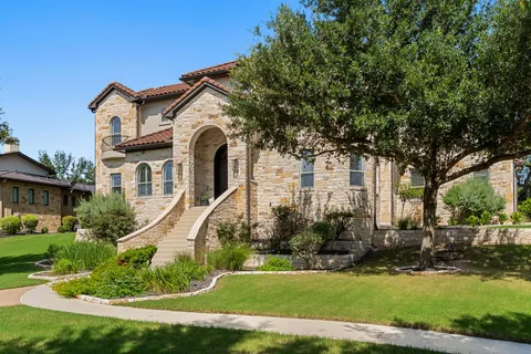 $2,600,000 | 11609 Firethorn Court, Austin, TX 78732