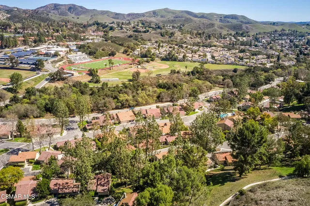 $875,000 | 614 Calle Mirador, Oak Park, CA 91377