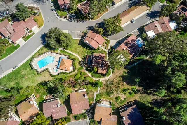 $875,000 | 614 Calle Mirador, Oak Park, CA 91377