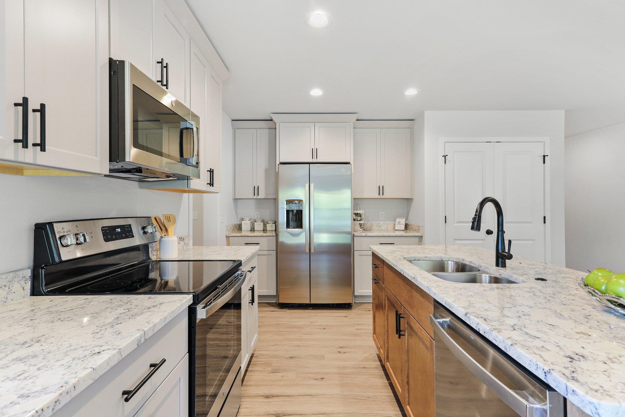 72 Blarney Stone Albany, WI 53502 - Photo 9 of 22