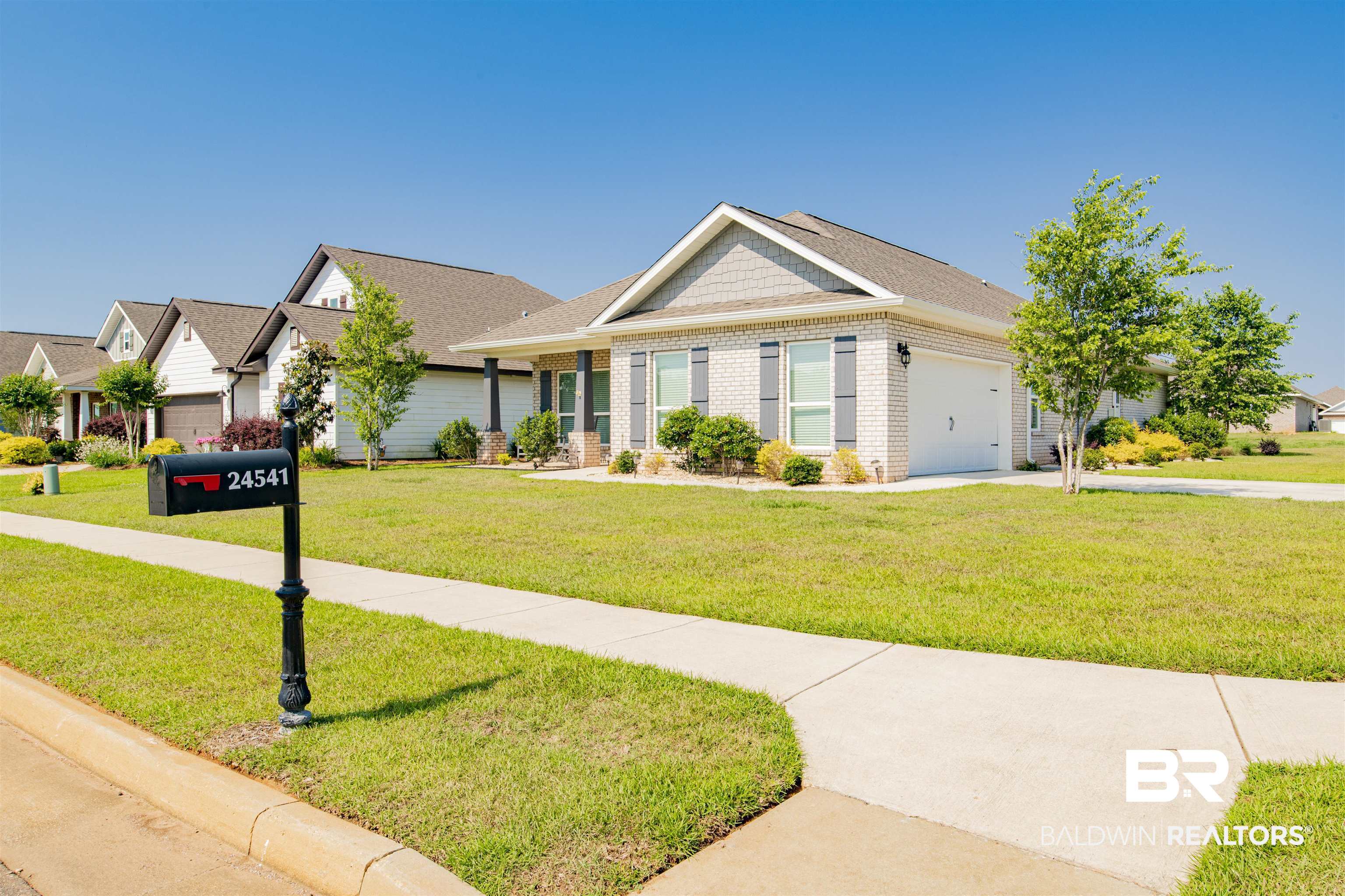 24541 Kipling Court Daphne, AL 36526 - Photo 2 of 30