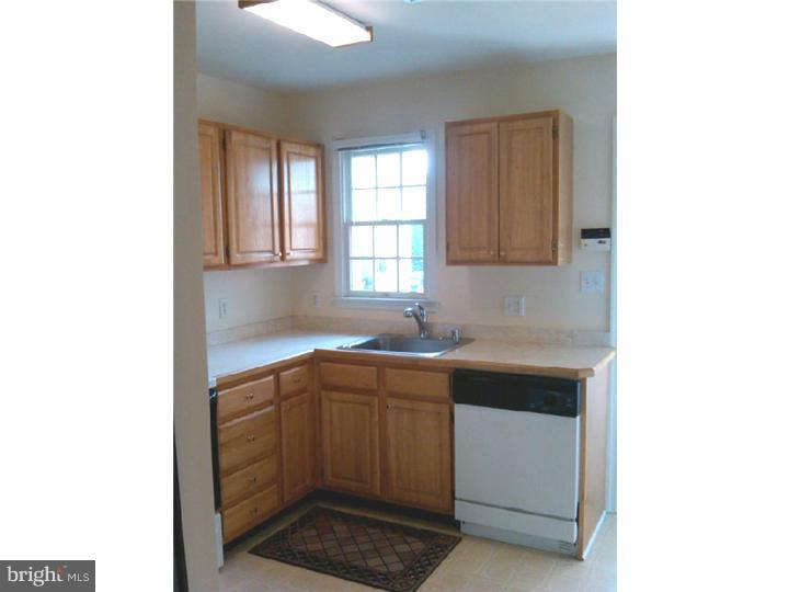 34 East Village Road Newark, DE 19713 - Photo 6 of 18