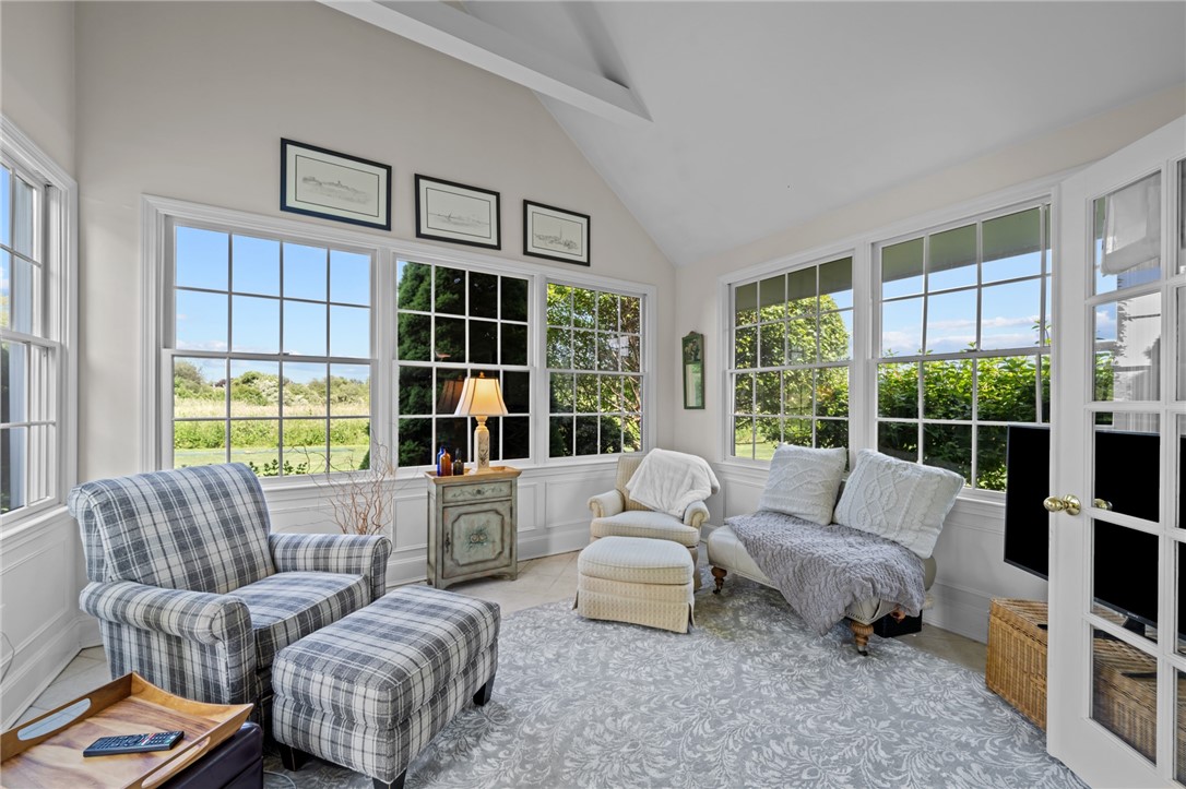 109 Corey Lane Middletown, RI 02842 - Photo 17 of 50