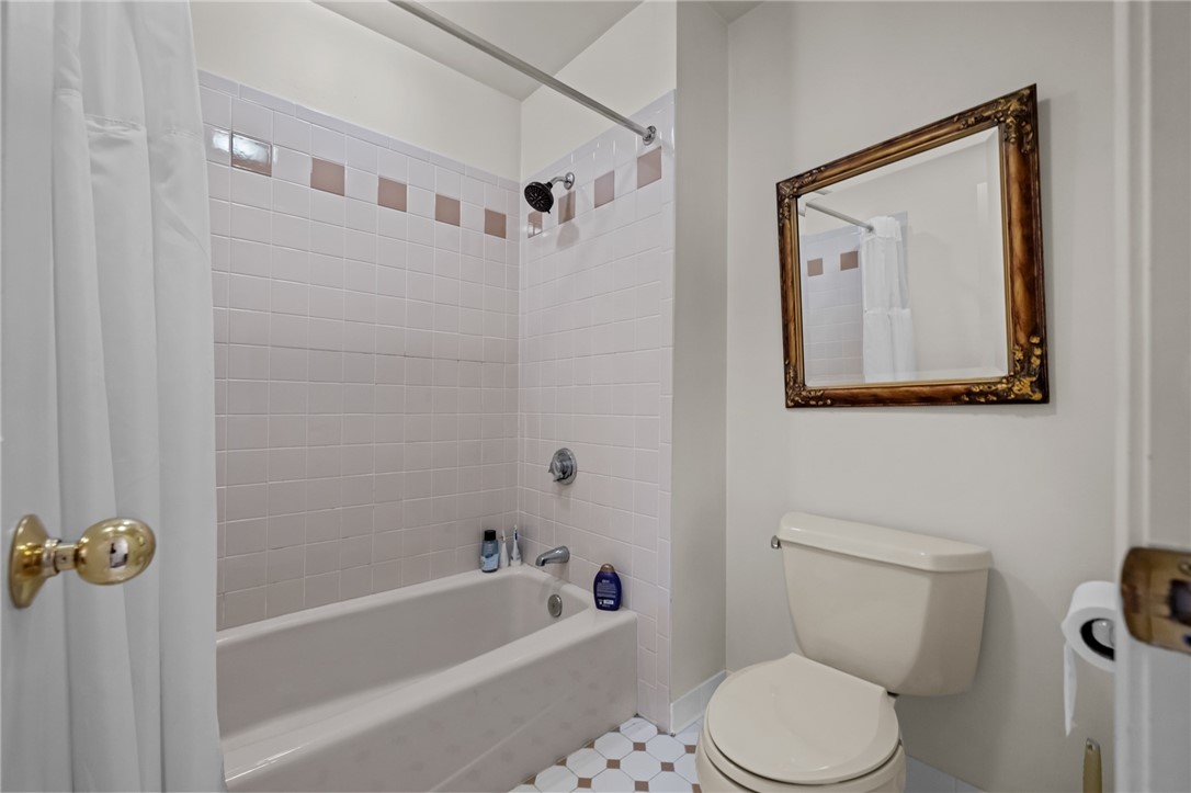 109 Corey Lane Middletown, RI 02842 - Photo 34 of 50