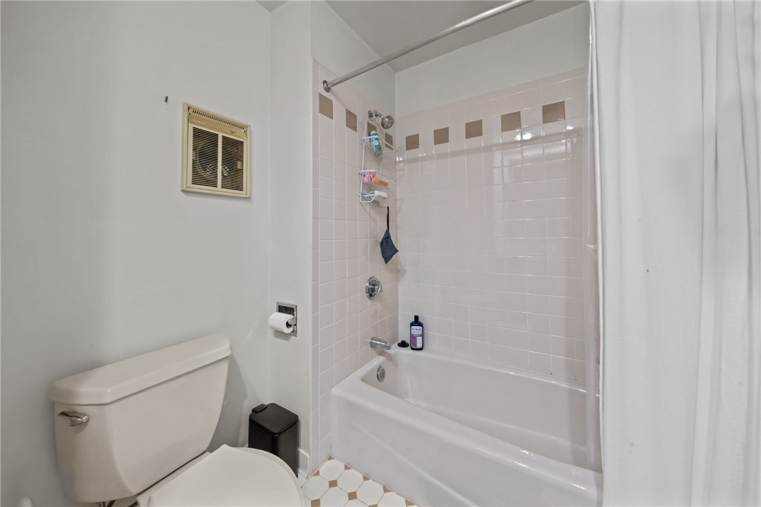 109 Corey Lane Middletown, RI 02842 - Photo 36 of 50