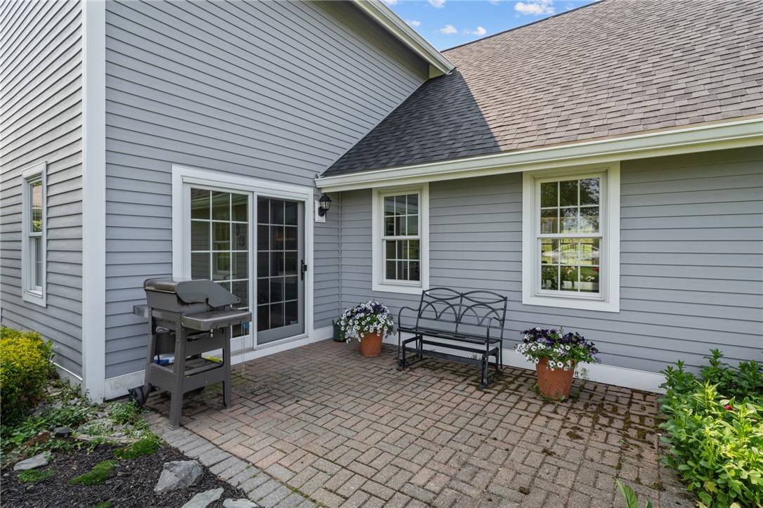 109 Corey Lane Middletown, RI 02842 - Photo 43 of 50