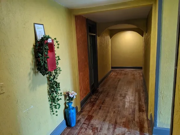 $1,050 | 401 Colonia Lane East, Unit 10, Nokomis, FL 34275