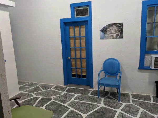 $1,050 | 401 Colonia Lane East, Unit 10, Nokomis, FL 34275